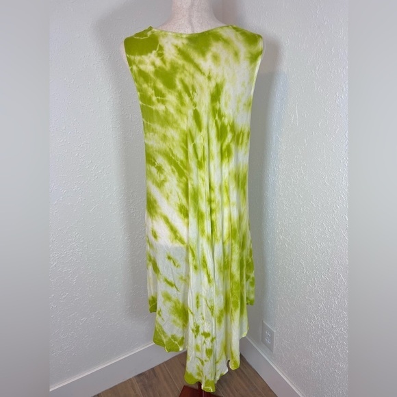 VNTG Tie Dye Floral Umbrella Dress / Swim Coverup - Picture 3 of 7
